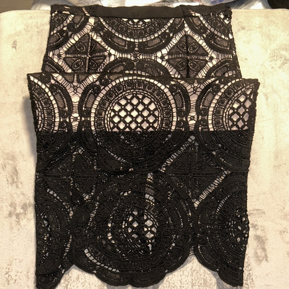Dress - Picture 3 of 5
